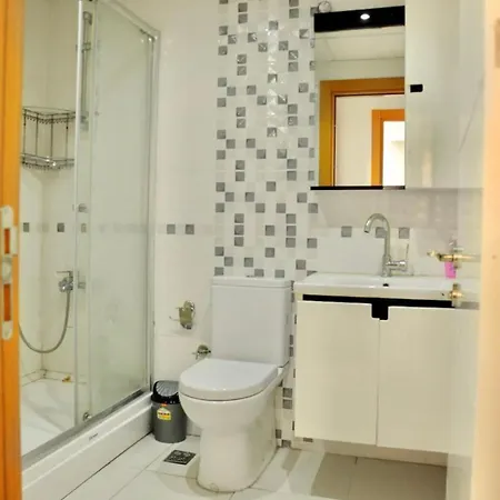 Stylish&lively Apartment *